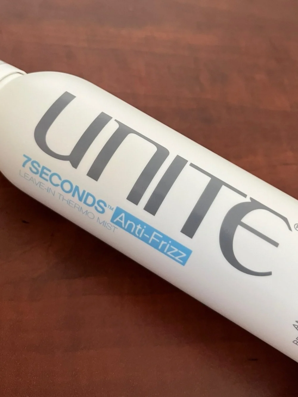 UNITE Anti-Frizz Hair Mist